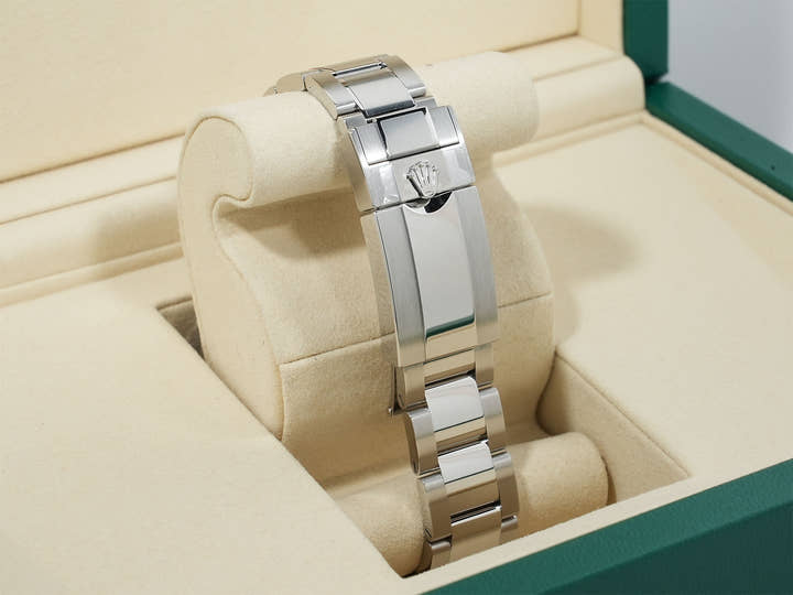 Rolex GMT-Master II Ref. 126710GRNR Stainless Steel Black Dial Oyster Bracelet Unused qsf495se