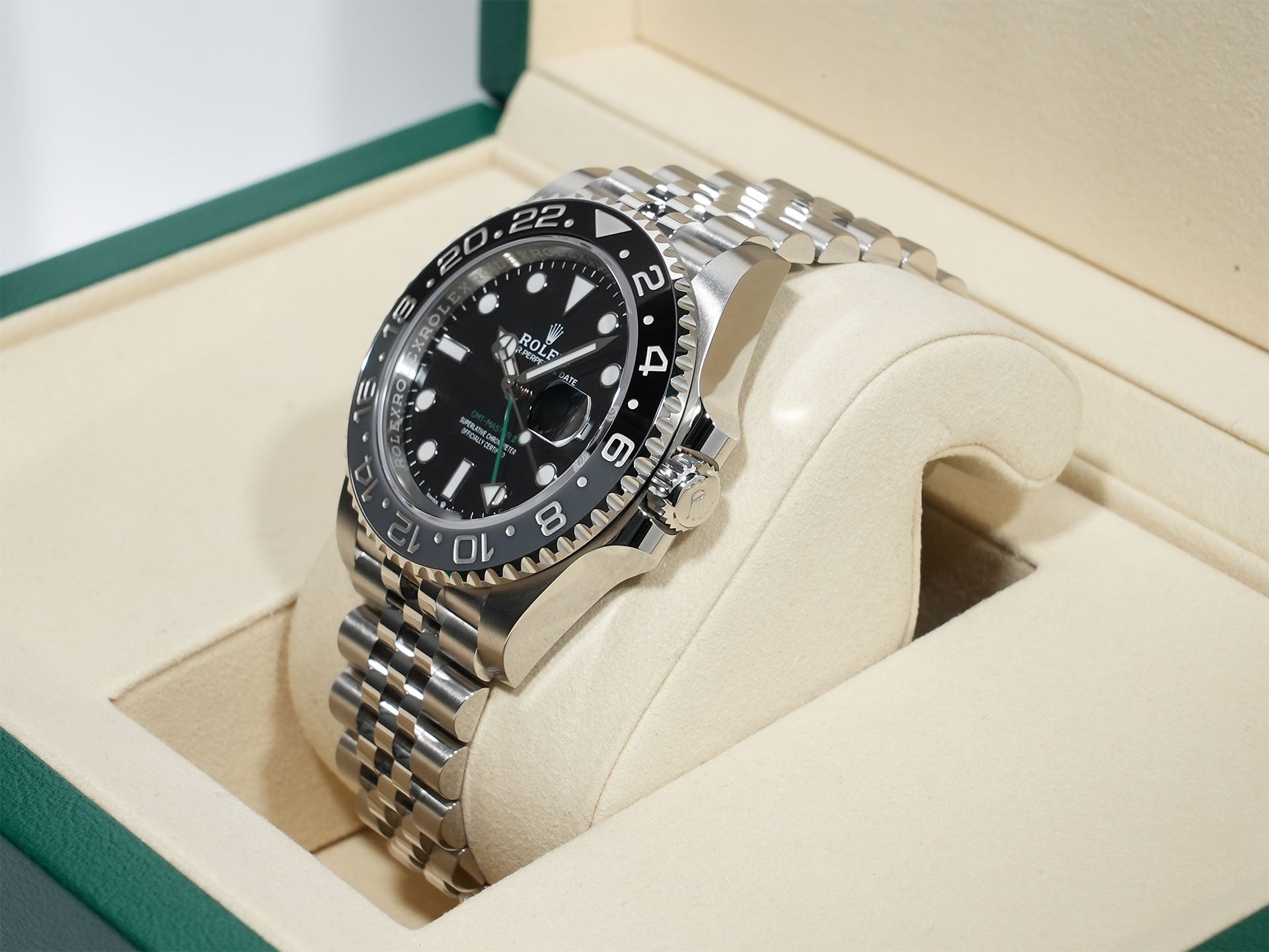 Rolex GMT-Master II Ref. 126710GRNR Stainless Steel with Black Dial and Jubilee Bracelet, Unused (fzrn2pgh)