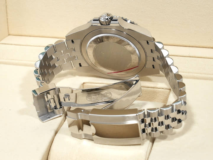 Rolex GMT-Master II Ref. 126710GRNR Stainless Steel with Black Dial and Jubilee Bracelet, Unused (fzrn2pgh)