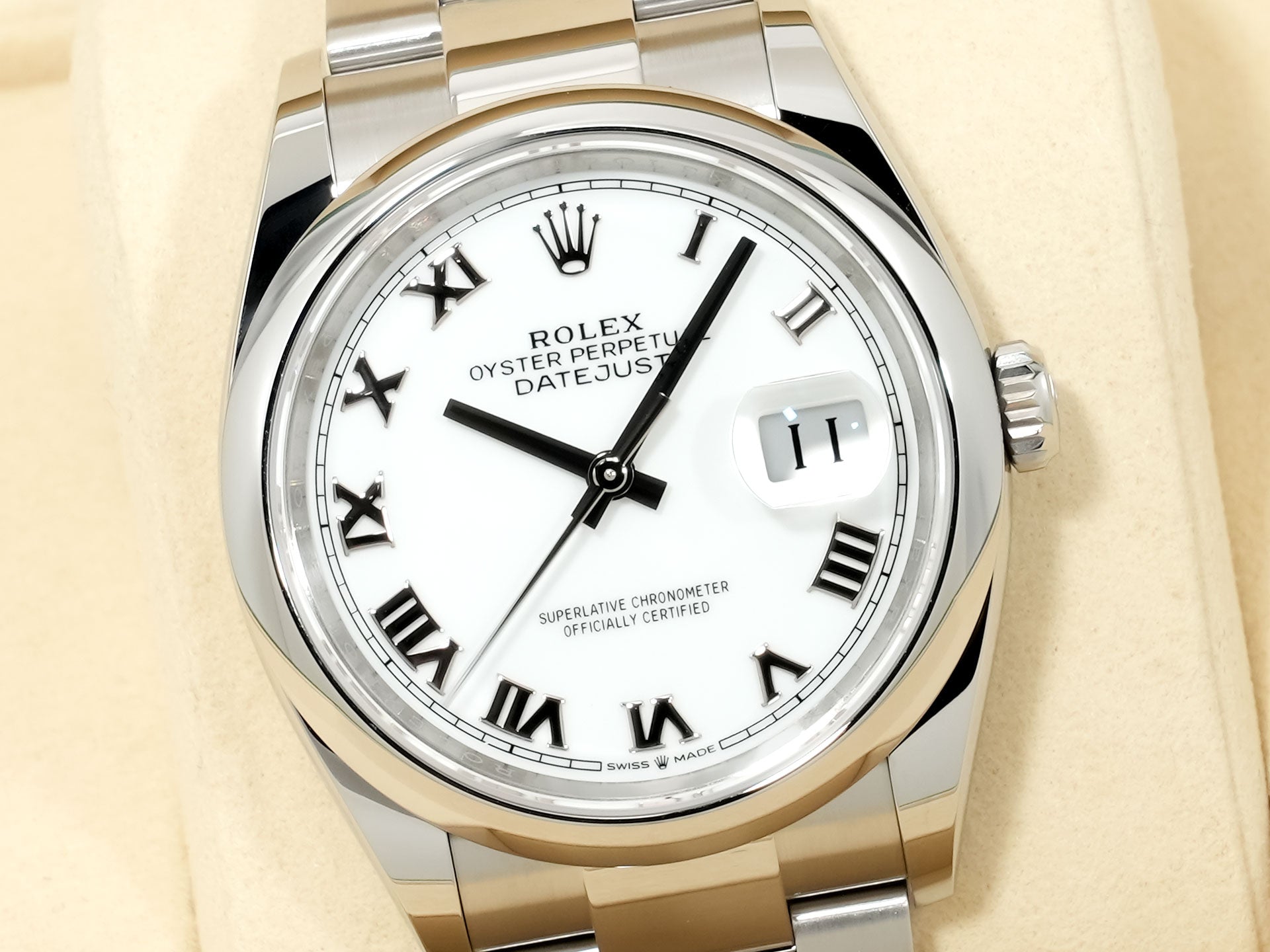 ロレックス デイトジャスト36 Ref.126200 ステンレススチール ホワイト文字盤 オイスターブレスレット 未使用 vk364kmu