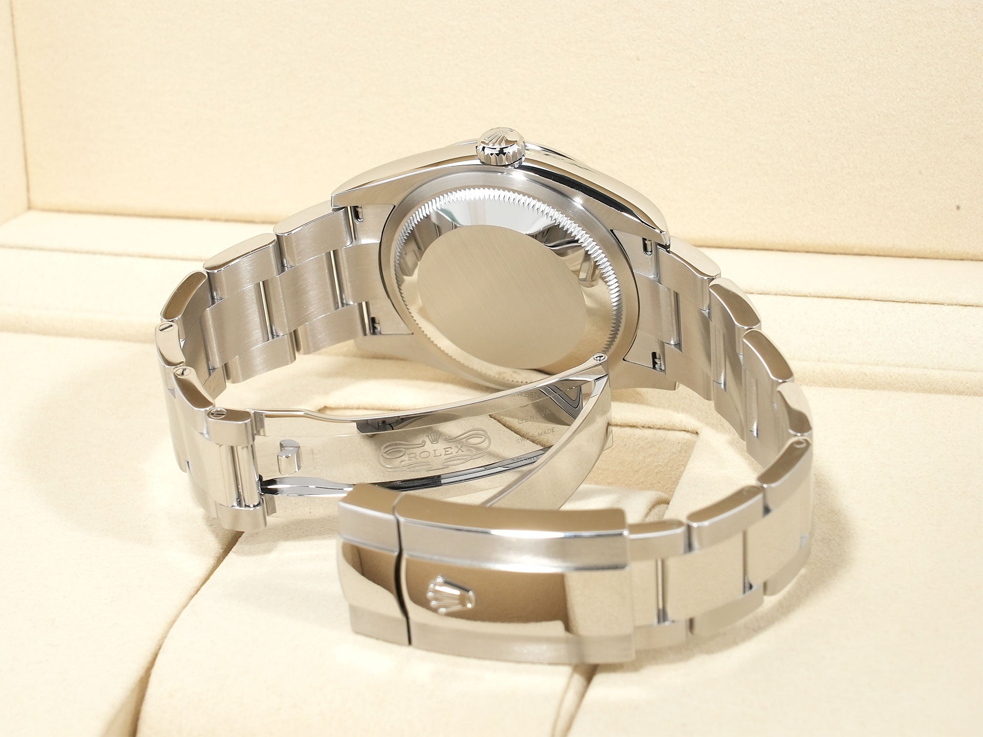 ロレックス デイトジャスト36 Ref.126200 ステンレススチール ホワイト文字盤 オイスターブレスレット 未使用 vk364kmu