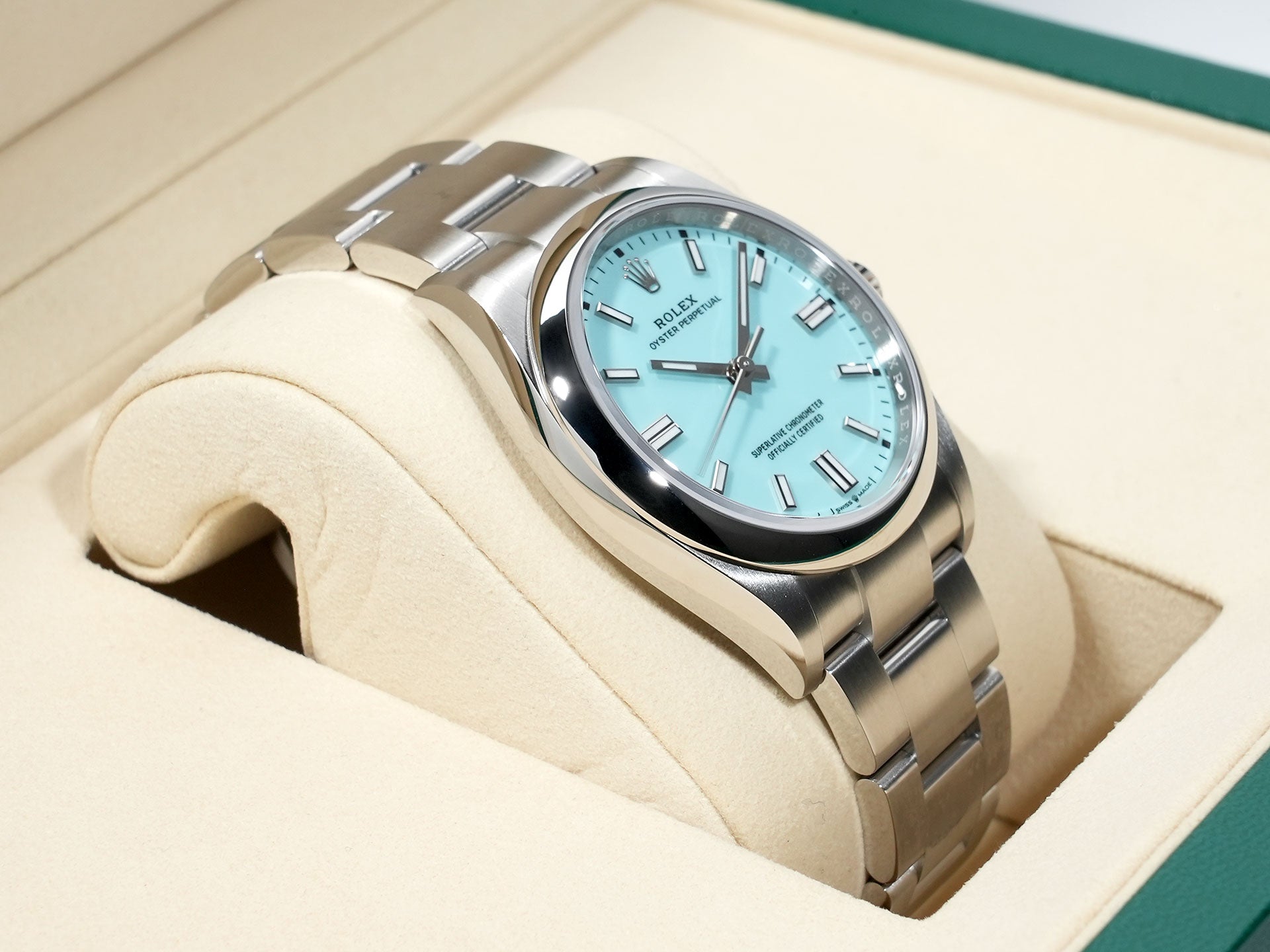 ロレックス オイスターパーペチュアル36 Ref.126000 ステンレススチール ターコイズ文字盤 未使用 xfv79h49