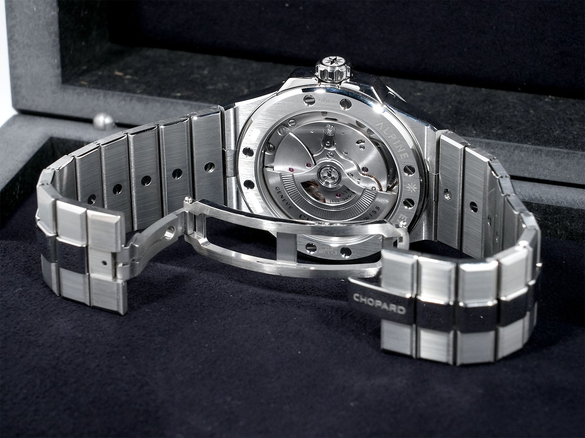 Chopard Alpine Eagle 41 Ref. 298600-3001 Stainless Steel Blue Dial Unused wqddwk5v