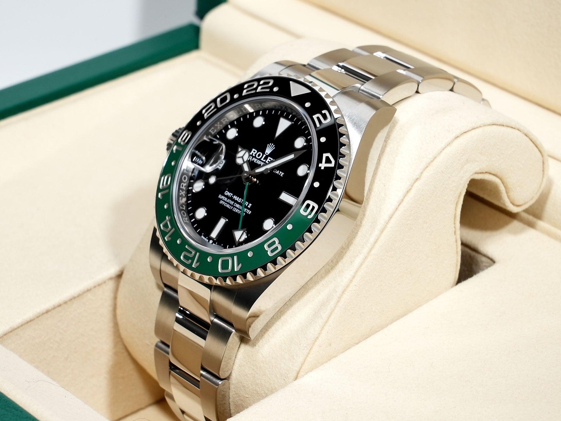 Rolex GMT-Master II Ref. 126720VTNR Stainless Steel Black Dial Oyster Bracelet Unused ff8hs5d9