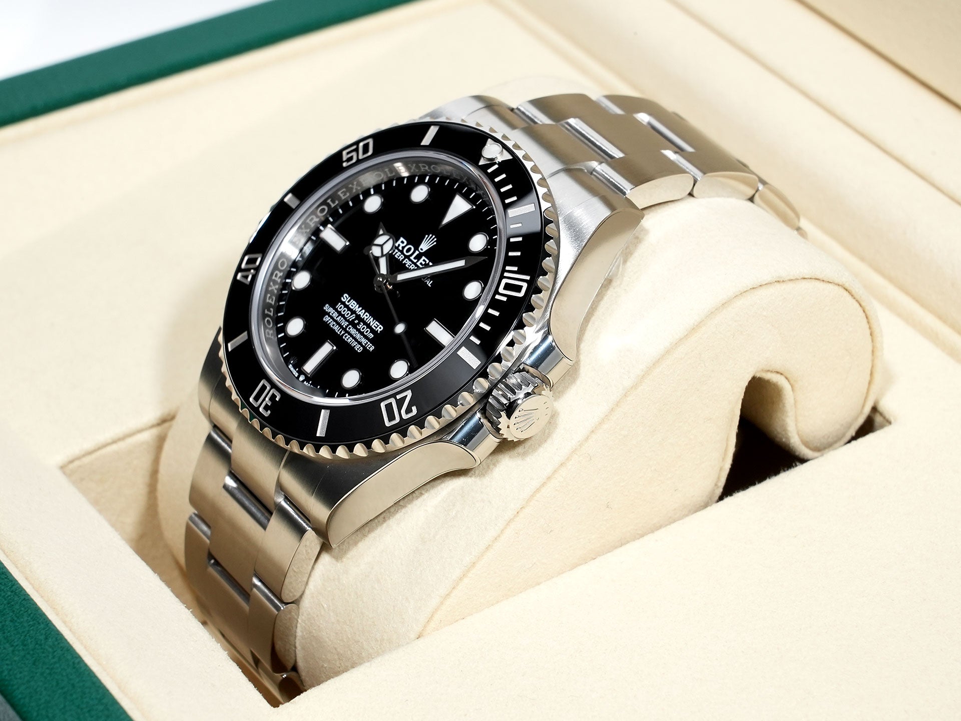 Rolex Submariner No Date Ref. 124060 Stainless Steel Black Dial Unused fx3rs6xw