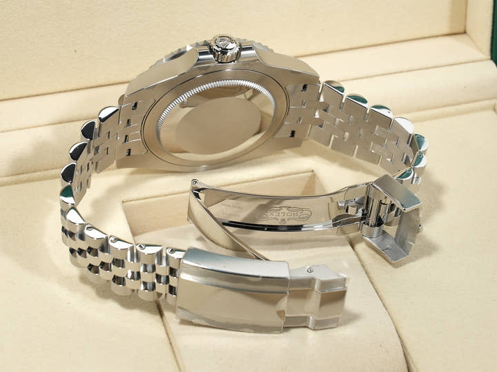 ロレックス GMTマスターII Ref.126720VTNR ステンレススチール ブラック文字盤 ジュビリーブレスレット 未使用 gp5rty92