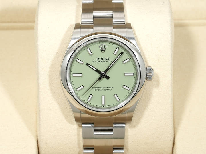Rolex Oyster Perpetual 31 Ref. 277200 Stainless Steel Pistachio Dial Unused 3poa3wh8