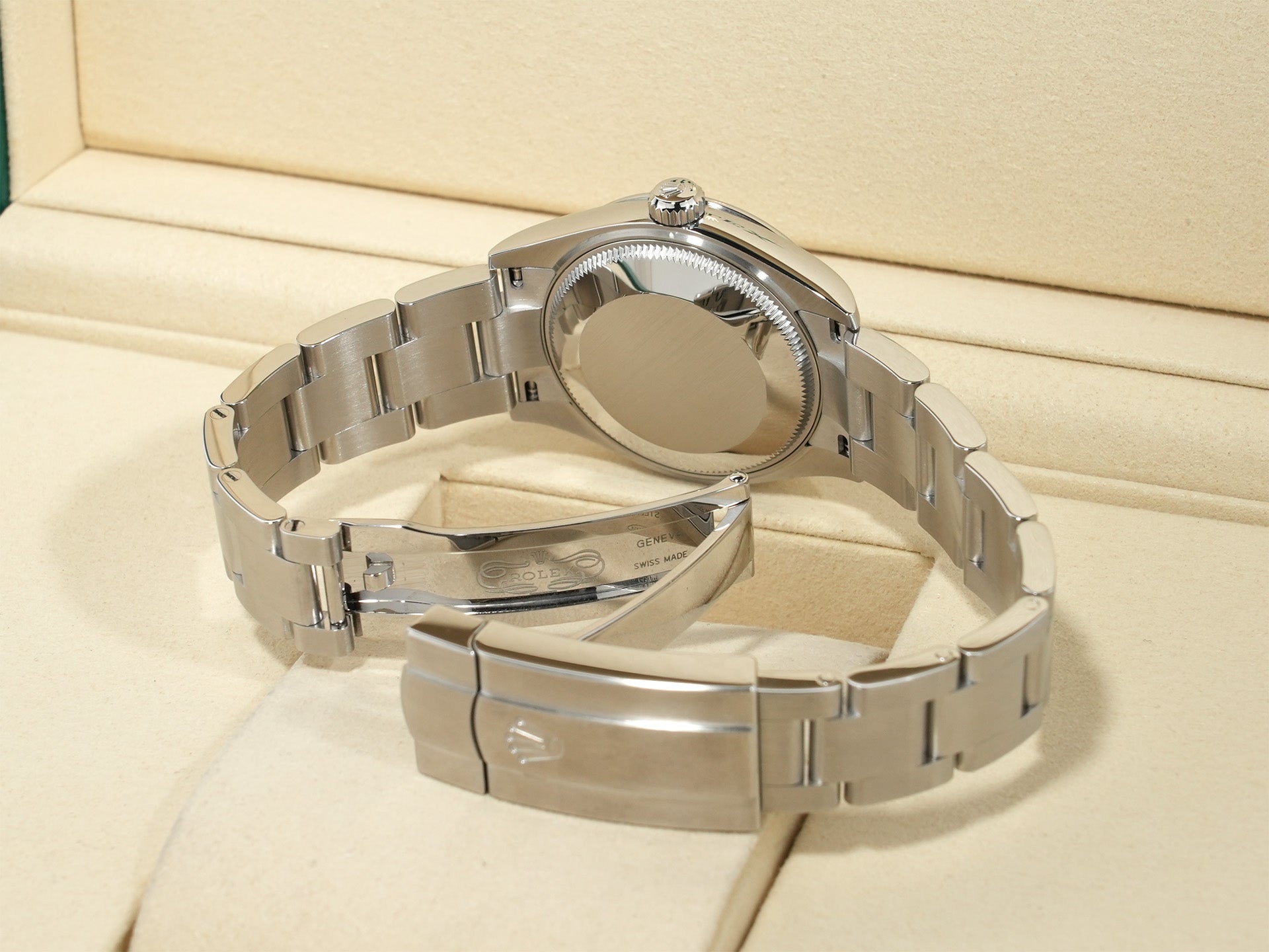 Rolex Oyster Perpetual 31 Ref. 277200 Stainless Steel Pistachio Dial Unused 3poa3wh8