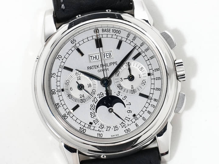 Patek Philippe Perpetual Calendar Chronograph Ref. 5970G-001 White Gold Silver Dial Pre-owned xoyge9ui
