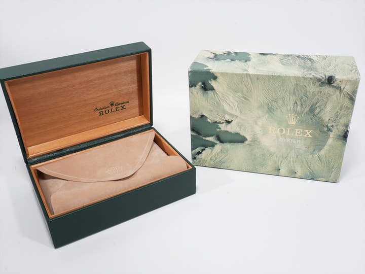 ロレックス GMTマスター Ref.1675 ステンレススチール ブラック文字盤 オイスターブレスレット 中古 cdkww4ir