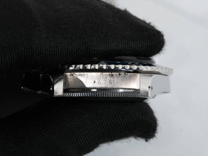 ロレックス GMTマスター Ref.1675 ステンレススチール ブラック文字盤 オイスターブレスレット 中古 cdkww4ir