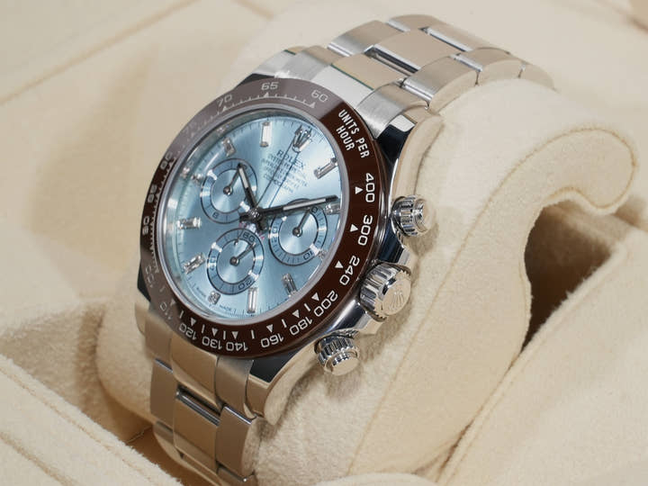 ロレックス デイトナ Ref.116506A プラチナ アイスブルー文字盤 中古 qbatm38m