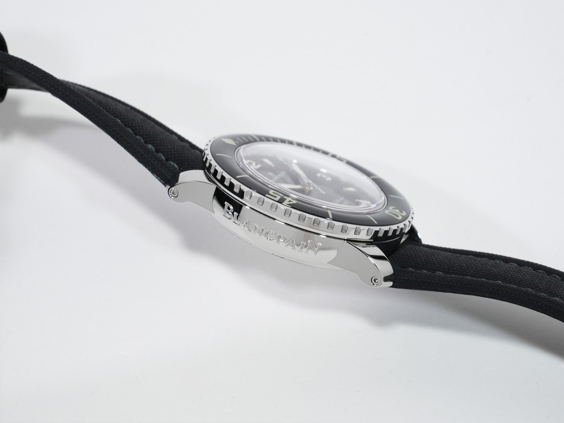 ブランパン フィフティ ファゾムス オートマティック Ref.5015-1130-52A ステンレススチール ブラック文字盤 美中古 m9n9fvf6