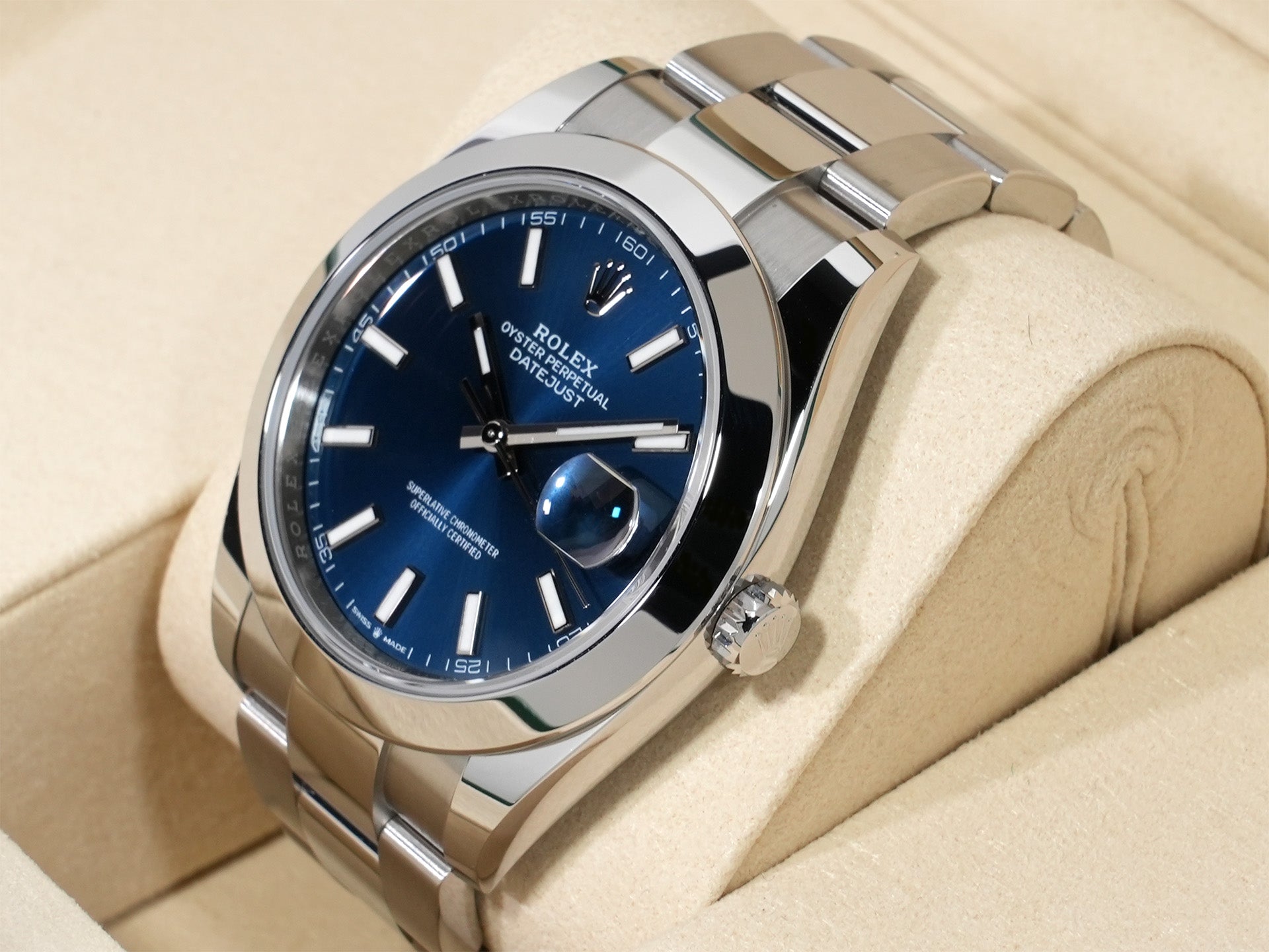 ロレックス デイトジャスト41 Ref.126300 ステンレススチール ブライトブルー文字盤 オイスターブレスレット 未使用 7px38zoy