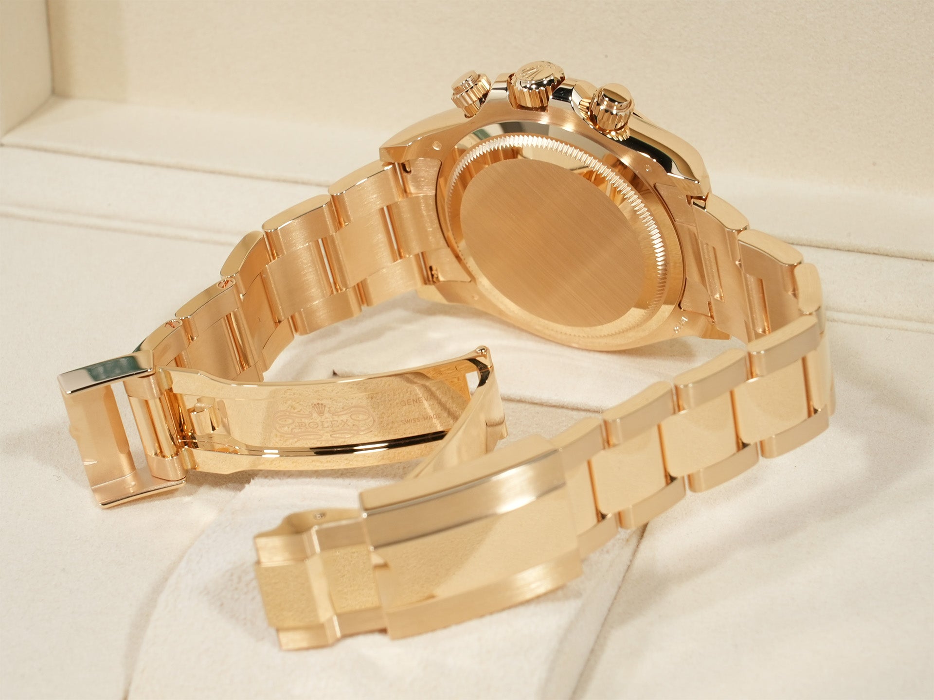 ロレックス デイトナ Ref.126508 イエローゴールド グリーン文字盤 未使用 xadzyrzb