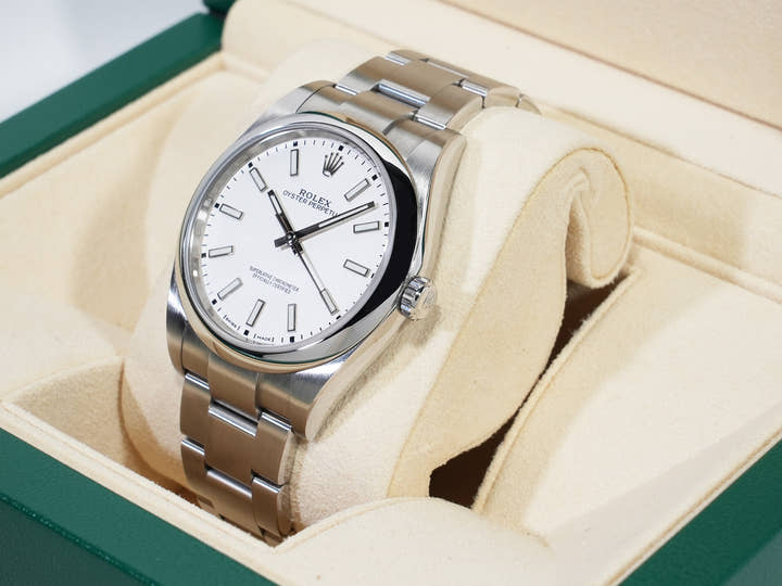 Rolex Oyster Perpetual 39 Ref. 114300 Stainless Steel White Dial Pre-owned tjof4jxg