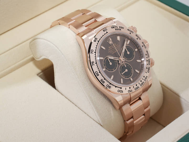 Rolex Daytona Ref. 126505 Everose Gold Chocolate with Bright Black Dial, Unused, b2v6vg8o