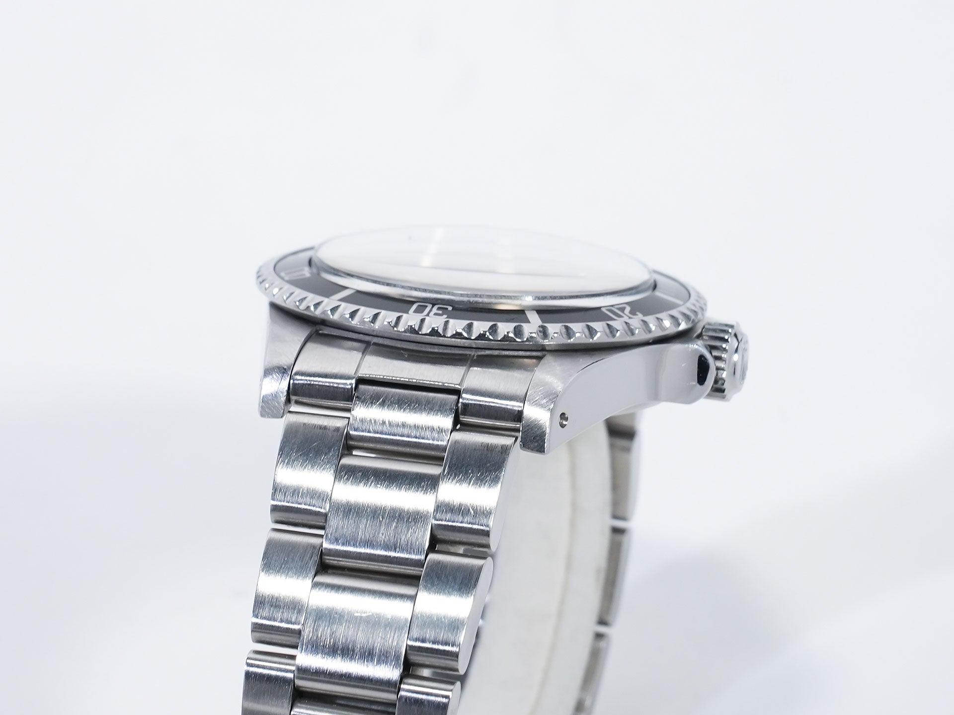 Rolex Submariner Ref. 5513 Stainless Steel Black Dial Pre-owned 38zduabi