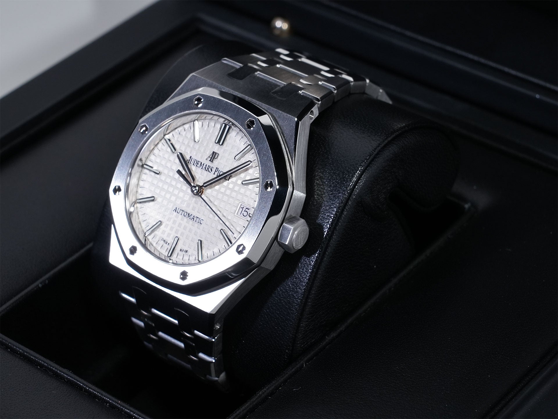 オーデマピゲ ロイヤルオーク Ref.15450ST.OO.1256ST.01 ステンレススチール シルバー文字盤 美品 59knu9fi