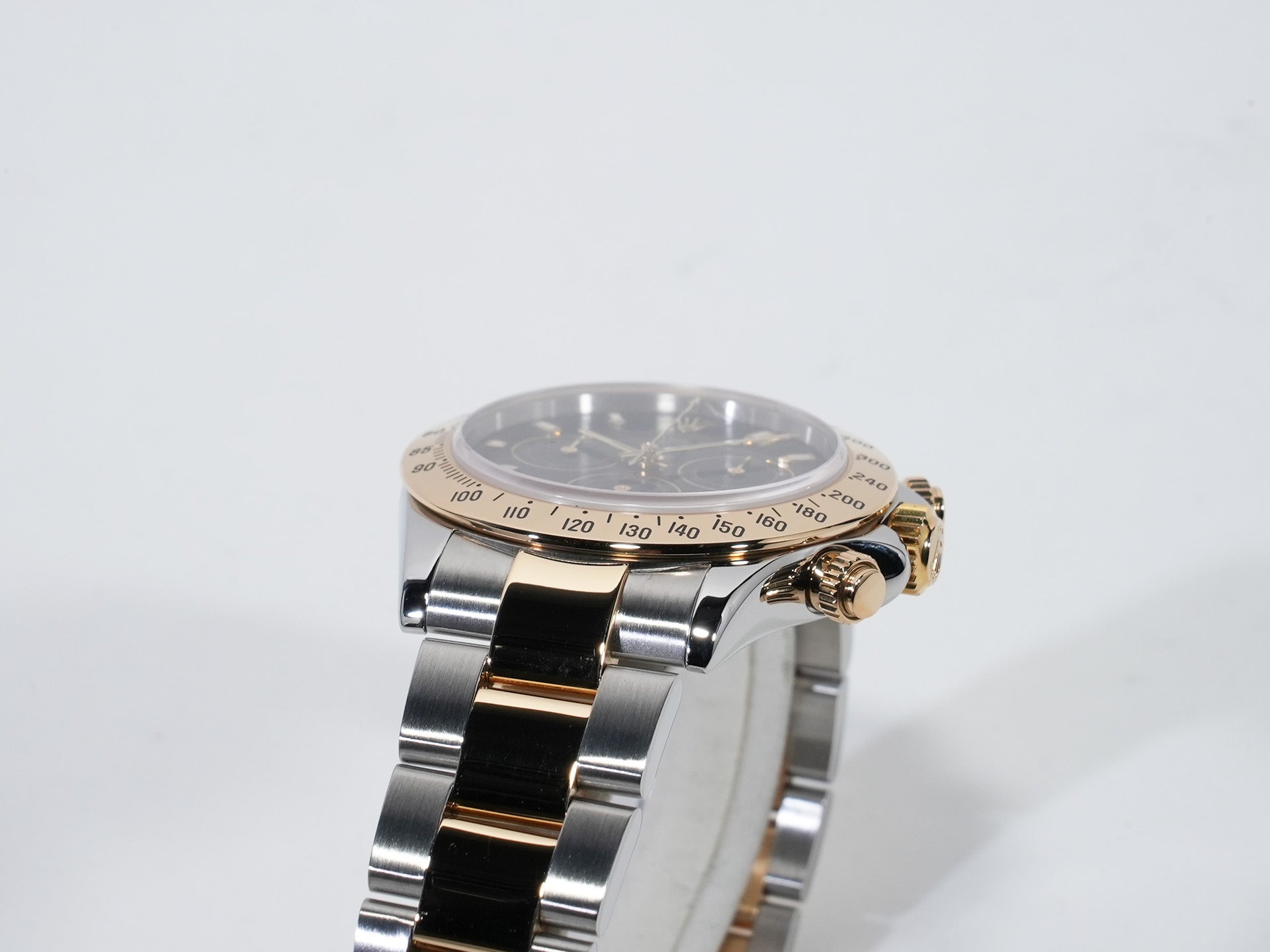 ロレックス デイトナ Ref.116523 ステンレススチール/イエローゴールド ブラック文字盤 美品 vs7j2nxv