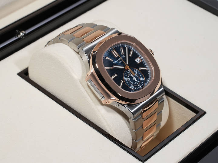 パテックフィリップ ノーチラス クロノグラフ Ref.5980/1AR-001 ステンレススチール/ローズゴールド ブルー文字盤 美品 ajpko7io