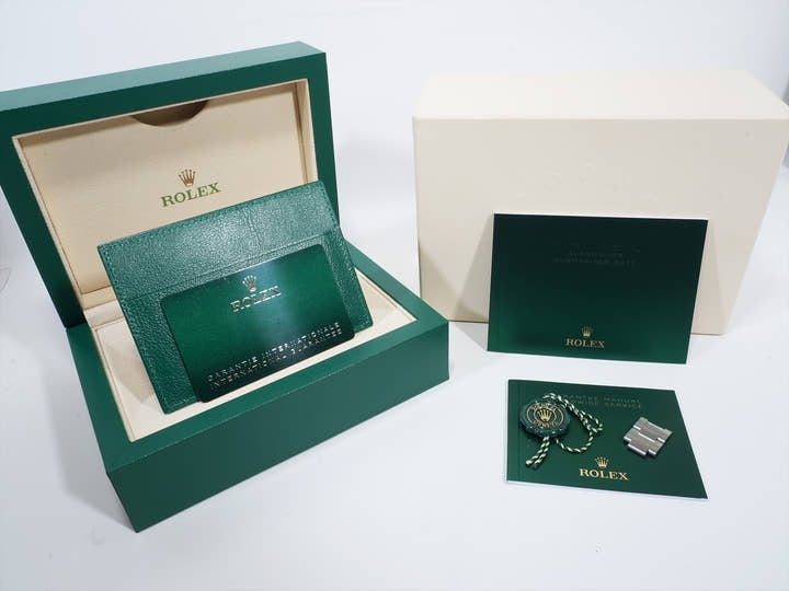 ロレックス サブマリーナー デイト Ref.126610LN ステンレススチール ブラック文字盤 美中古 6757qp2h