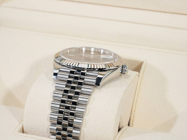 ロレックス デイトジャスト41 Ref.126334 ステンレススチール/ホワイトゴールド スレートローマン文字盤 ジュビリーブレスレット 美中古 fkhg33sc