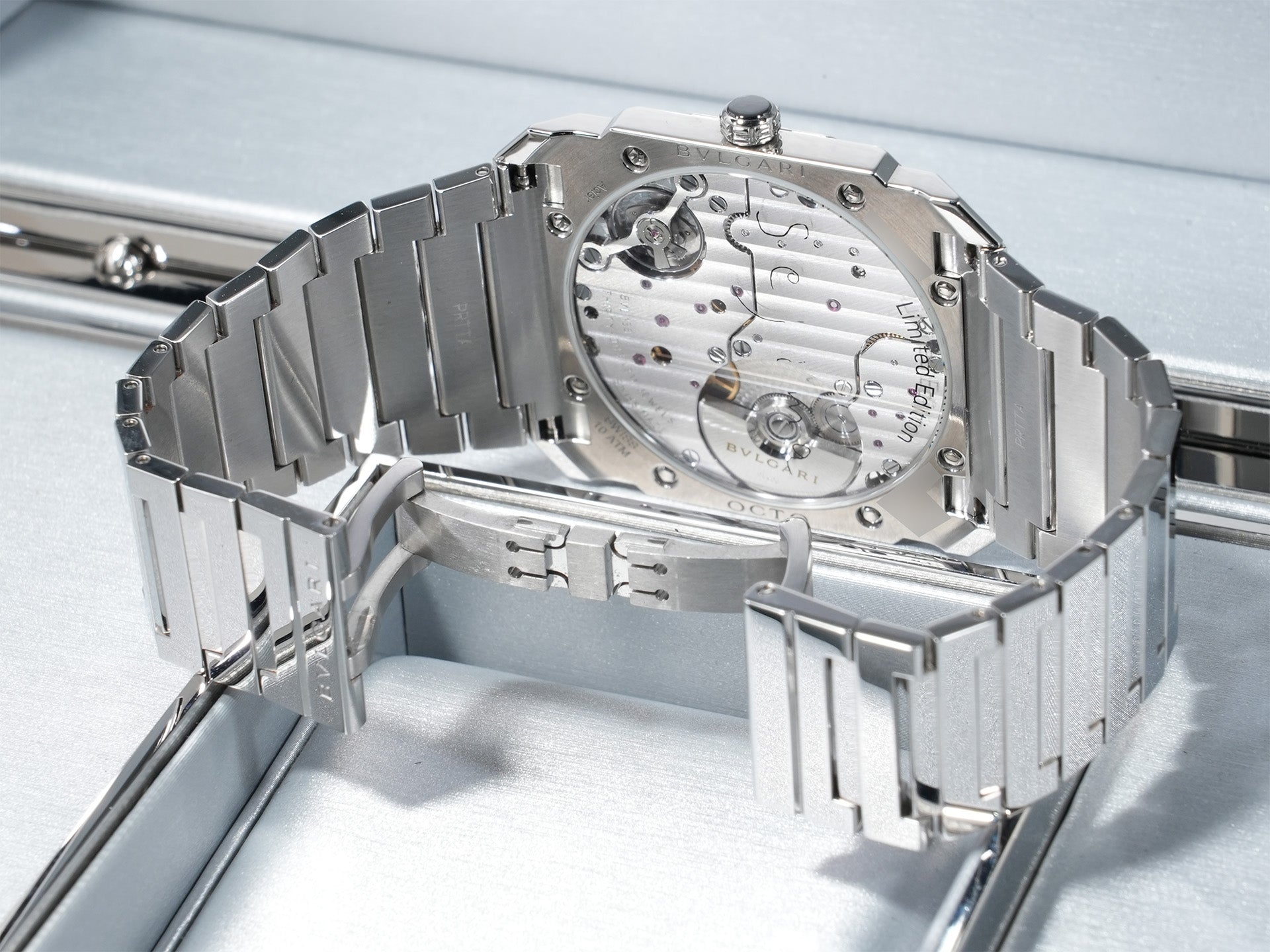 ブルガリ オクト フィニッシモ 妹島和世 Ref.103710 ステンレススチール グレー文字盤 中古 h6q7ihw7