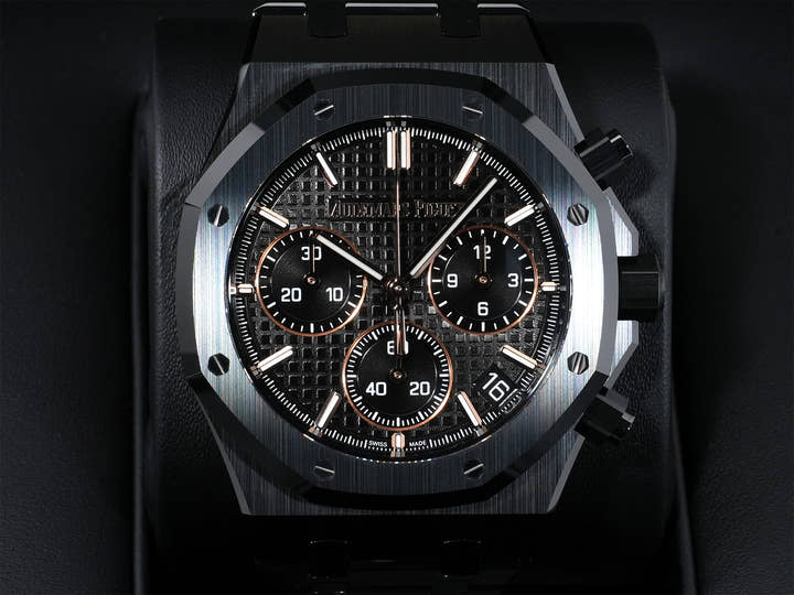 オーデマピゲ ロイヤルオーク クロノグラフ Ref.26240CE.OO.1225CE.02 ブラックセラミック ブラック文字盤 未使用 gz8936n3