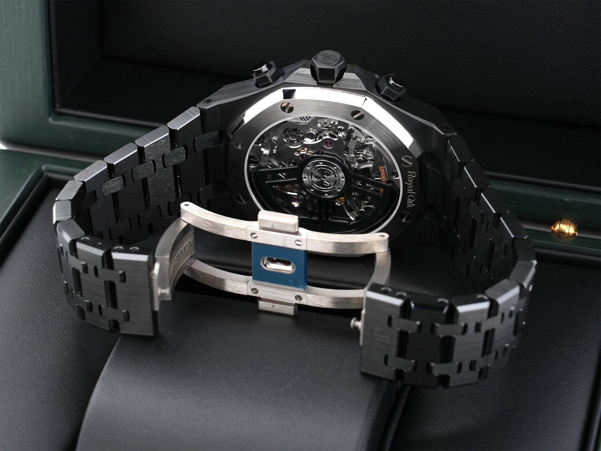 オーデマピゲ ロイヤルオーク クロノグラフ Ref.26240CE.OO.1225CE.02 ブラックセラミック ブラック文字盤 未使用 gz8936n3