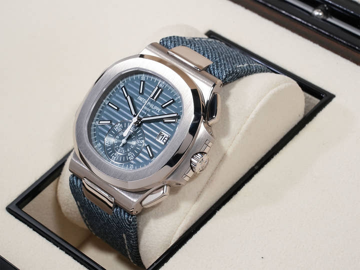 パテックフィリップ ノーチラス クロノグラフ Ref.5980/60G-001 ホワイトゴールド ブルーグレー オパーリン文字盤 極美品 ixi88quz