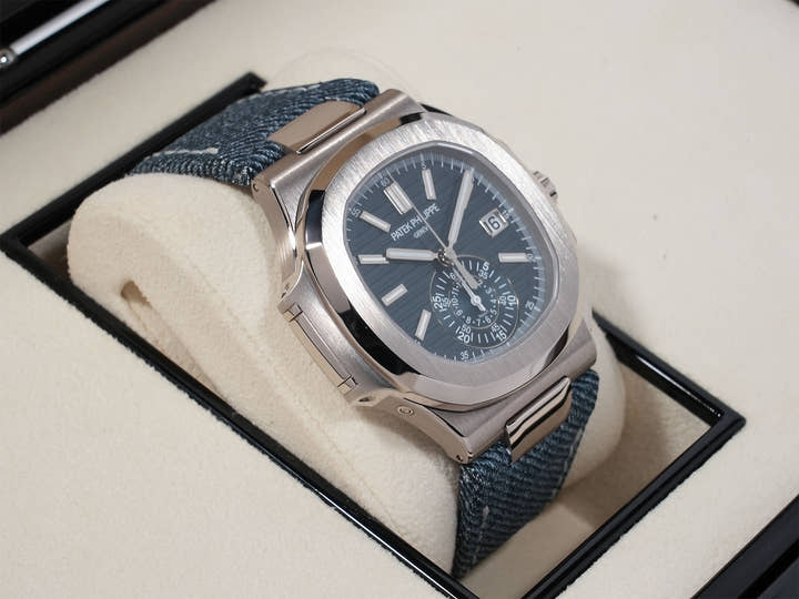 パテックフィリップ ノーチラス クロノグラフ Ref.5980/60G-001 ホワイトゴールド ブルーグレー オパーリン文字盤 極美品 ixi88quz