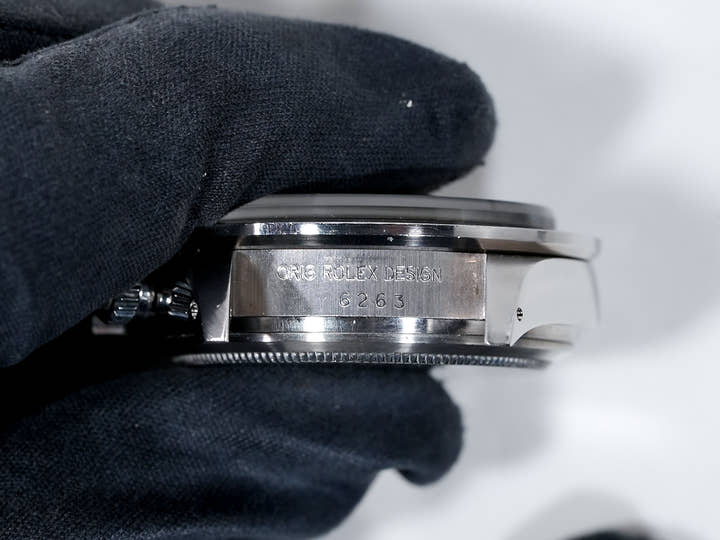 ロレックス デイトナ Ref.6263 ステンレススチール ブラック文字盤 中古 8jc43q7t
