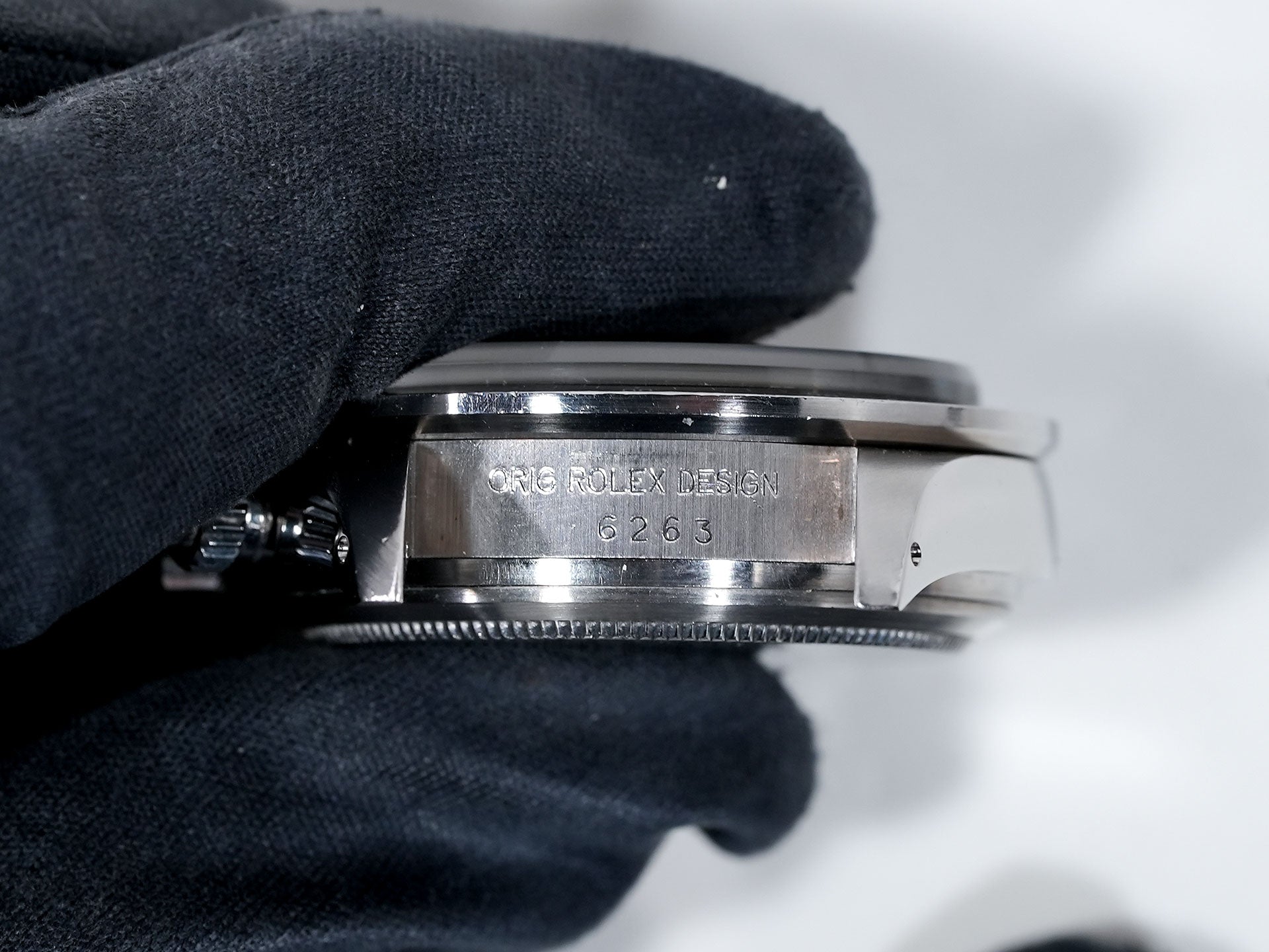 ロレックス デイトナ Ref.6263 ステンレススチール ブラック文字盤 中古 8jc43q7t