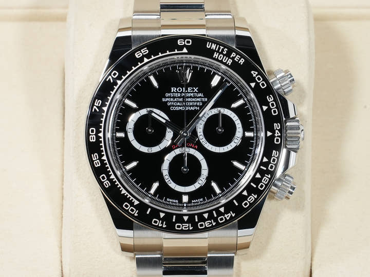 ロレックス デイトナ Ref.126500LN ステンレススチール ブラック文字盤 未使用 rb9mnmaj