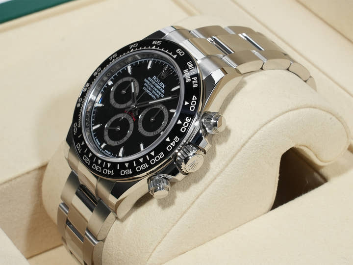 ロレックス デイトナ Ref.126500LN ステンレススチール ブラック文字盤 未使用 rb9mnmaj