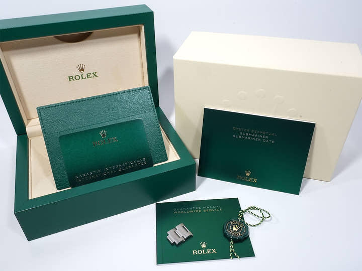 ロレックス サブマリーナー デイト Ref.126610LV ステンレススチール ブラック文字盤 中古 2n7xjvc5