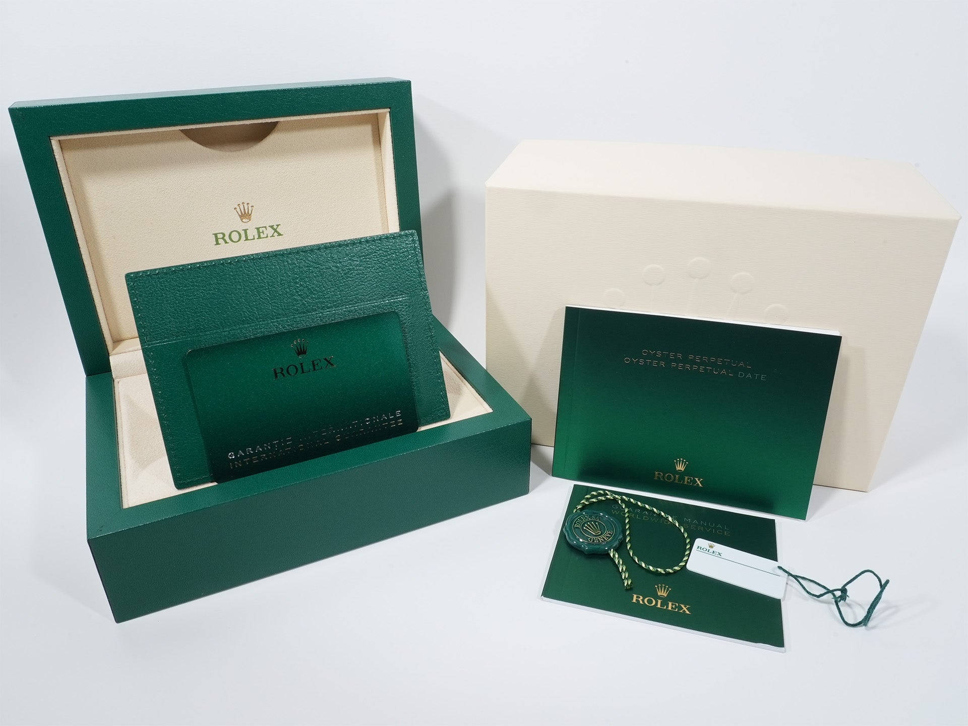 ロレックス オイスターパーペチュアル36 Ref.126000 ステンレススチール ターコイズ文字盤 未使用 hrx3rjbw