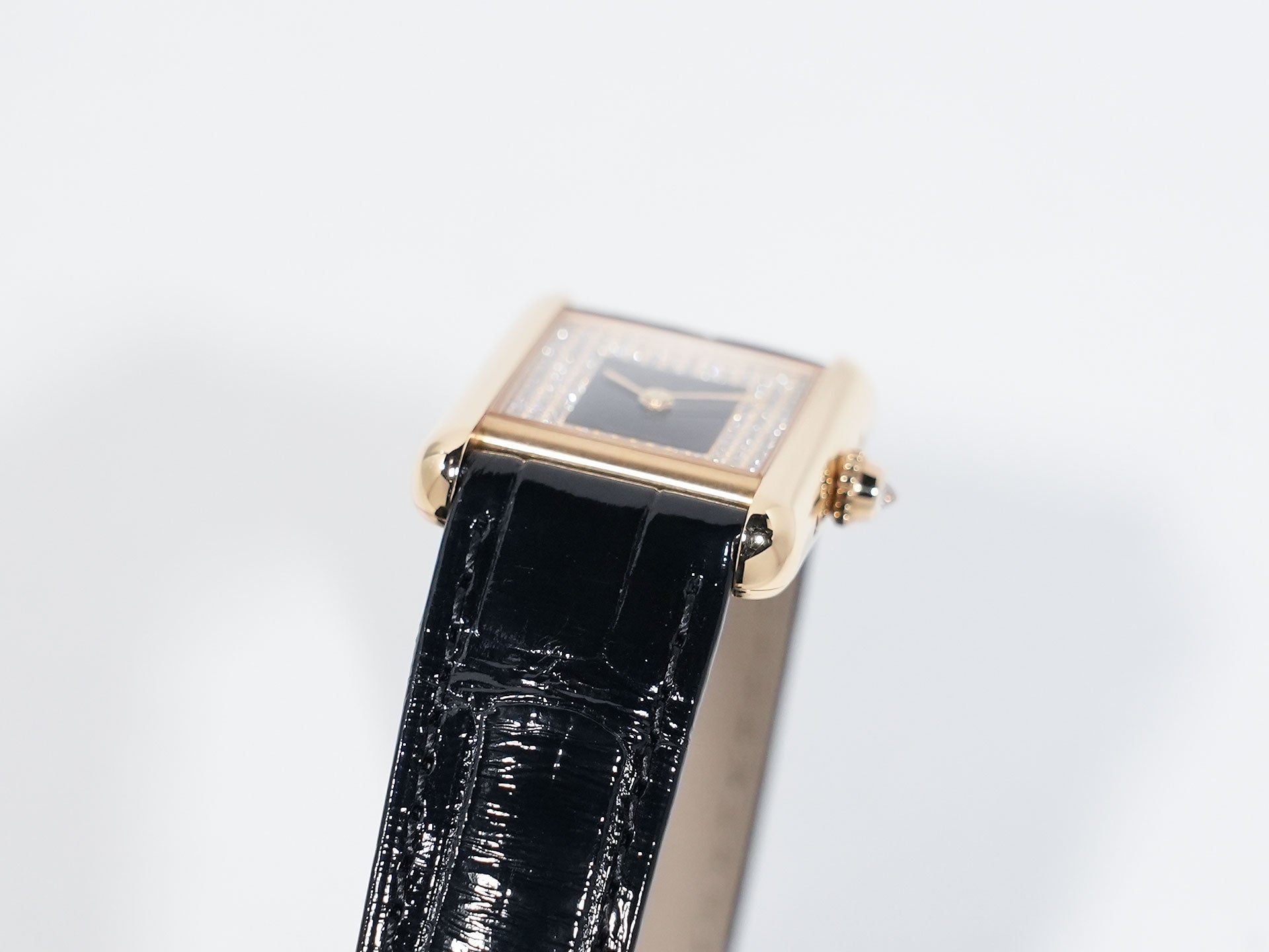 カルティエ タンク ルイ カルティエ SM Ref.WGTA0269 イエローゴールド ブラック×パヴェダイヤ文字盤 中古 wvd5ound