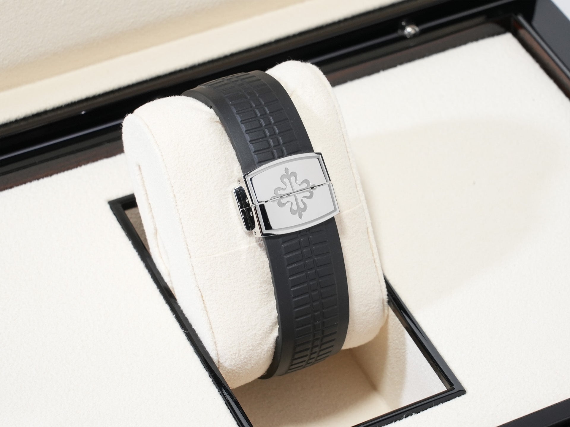 Patek Philippe Aquanaut Ref. 5167A-001 Stainless Steel Black Dial Excellent Condition 5ffv98c6