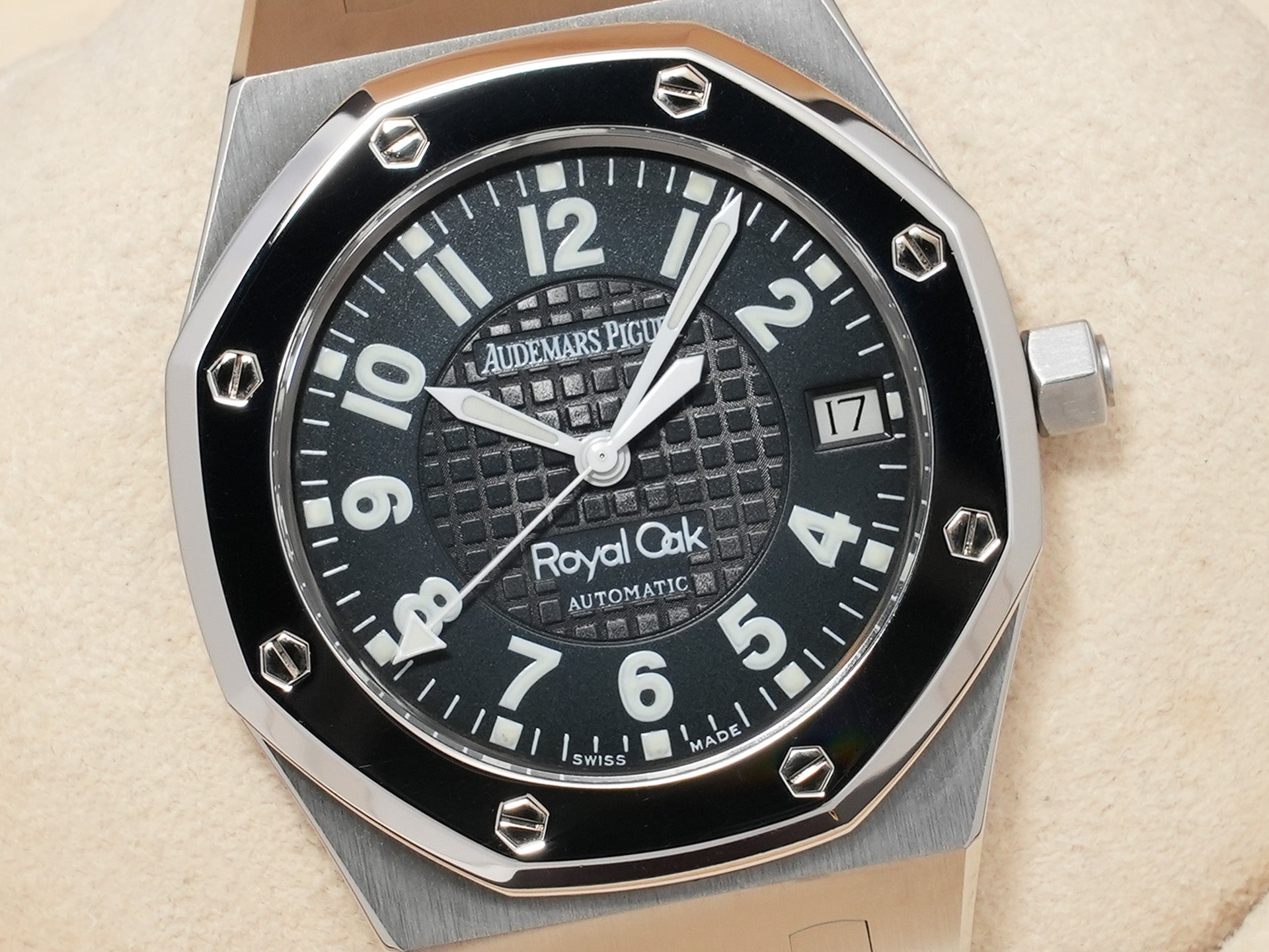 Audemars Piguet Royal Oak Nickel Faldo Ref. 15190SP.OO.0789ST.01 Stainless Steel/Platinum Black Dial Excellent Condition hvrapa6z