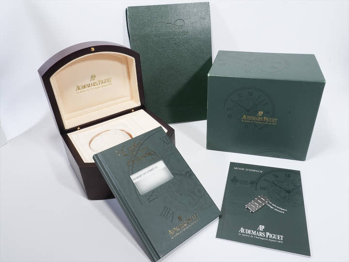 Audemars Piguet Royal Oak Nickel Faldo Ref. 15190SP.OO.0789ST.01 Stainless Steel/Platinum Black Dial Excellent Condition hvrapa6z