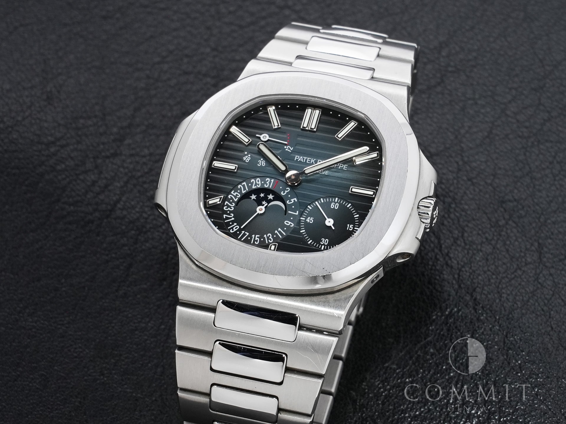 Patek Philippe Nautilus Petite Complication Ref. 5712/1A-001 Stainless Steel Blue Dial Pre-owned y57pc952