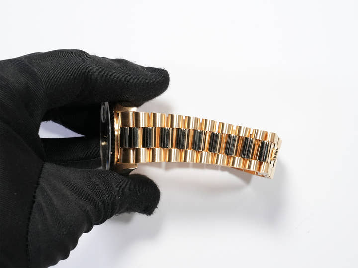 Rolex Day-Date 36 Ref. 18238 Yellow Gold Onyx Dial Excellent Condition eiv836uj