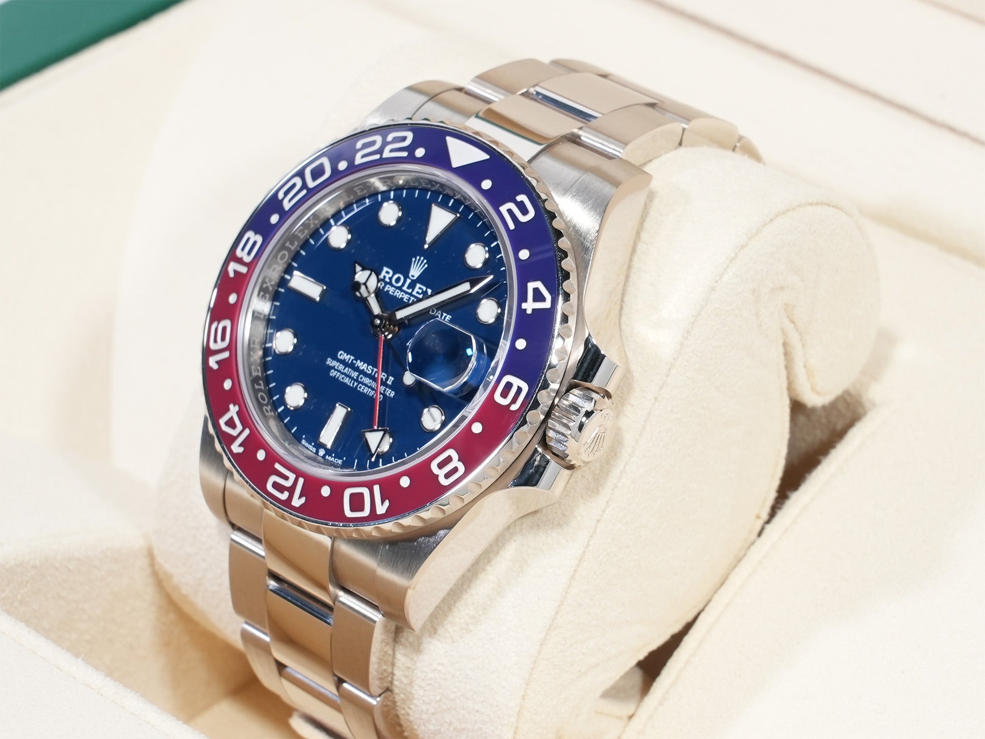 Pre-owned Rolex GMT-Master II Ref. 126719BLRO White Gold Midnight Blue Dial Oyster Bracelet cm2kysm6