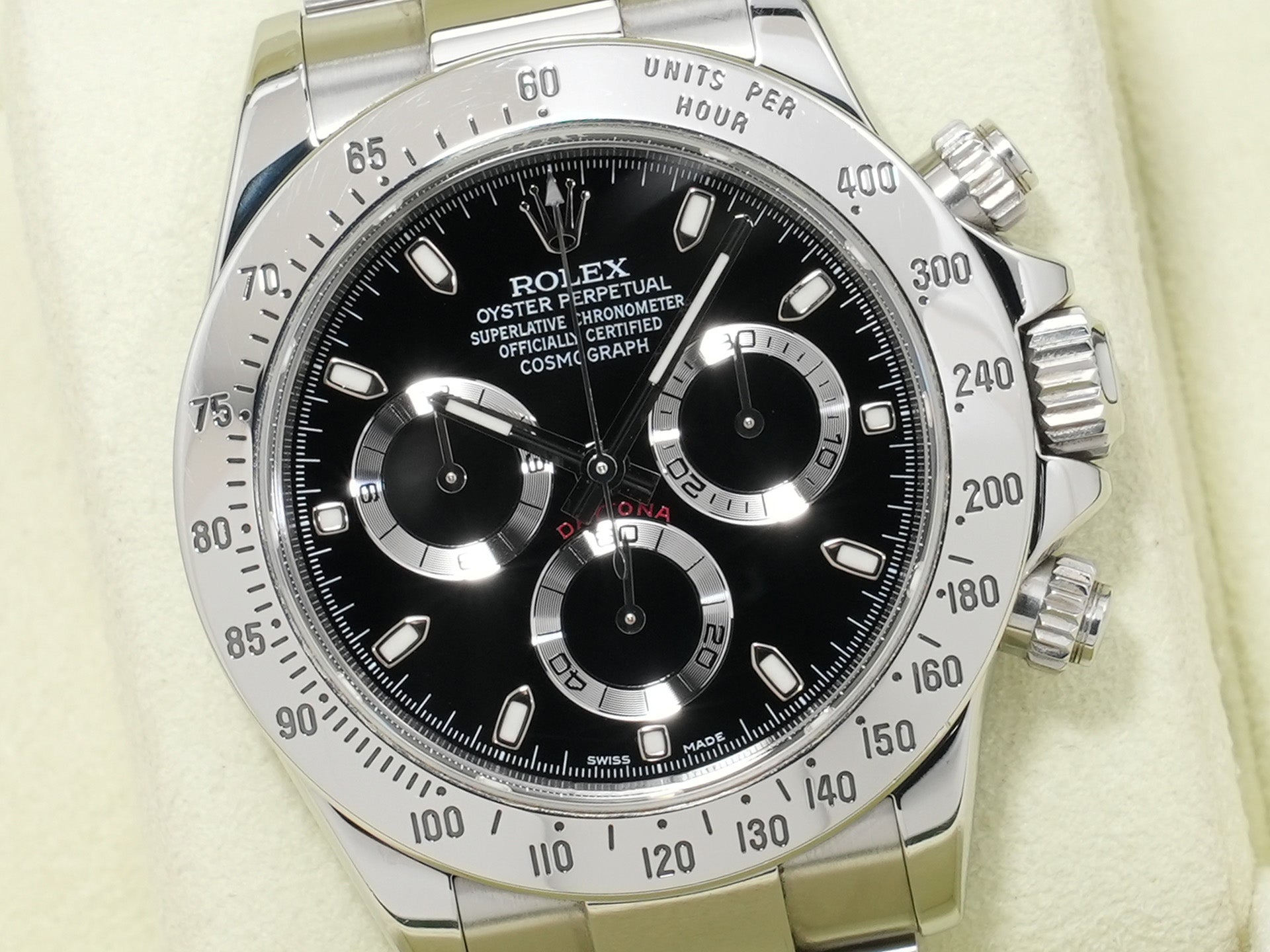 Rolex Daytona Ref. 116520 Stainless Steel Black Dial Pre-owned 44r6x2ym