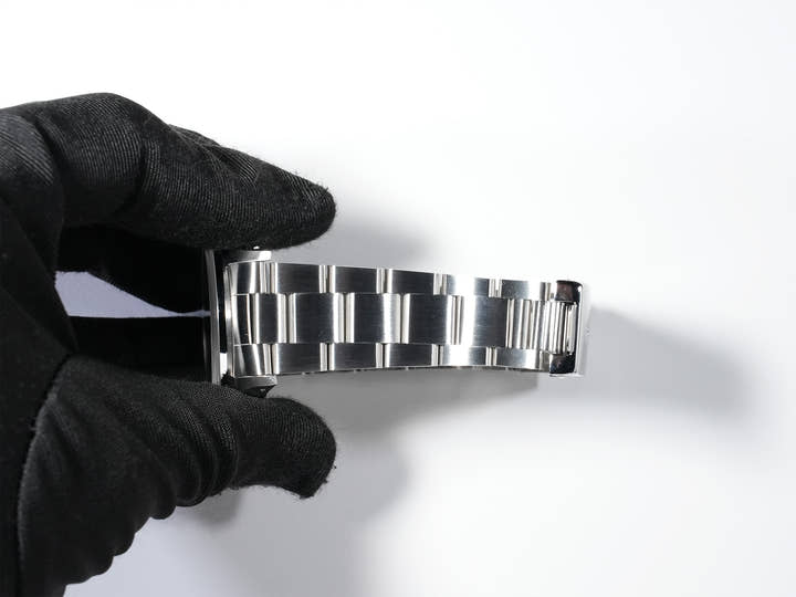 Rolex Explorer I Ref. 14270 Stainless Steel Black Dial Oyster Bracelet Excellent Condition bkqsx4ba