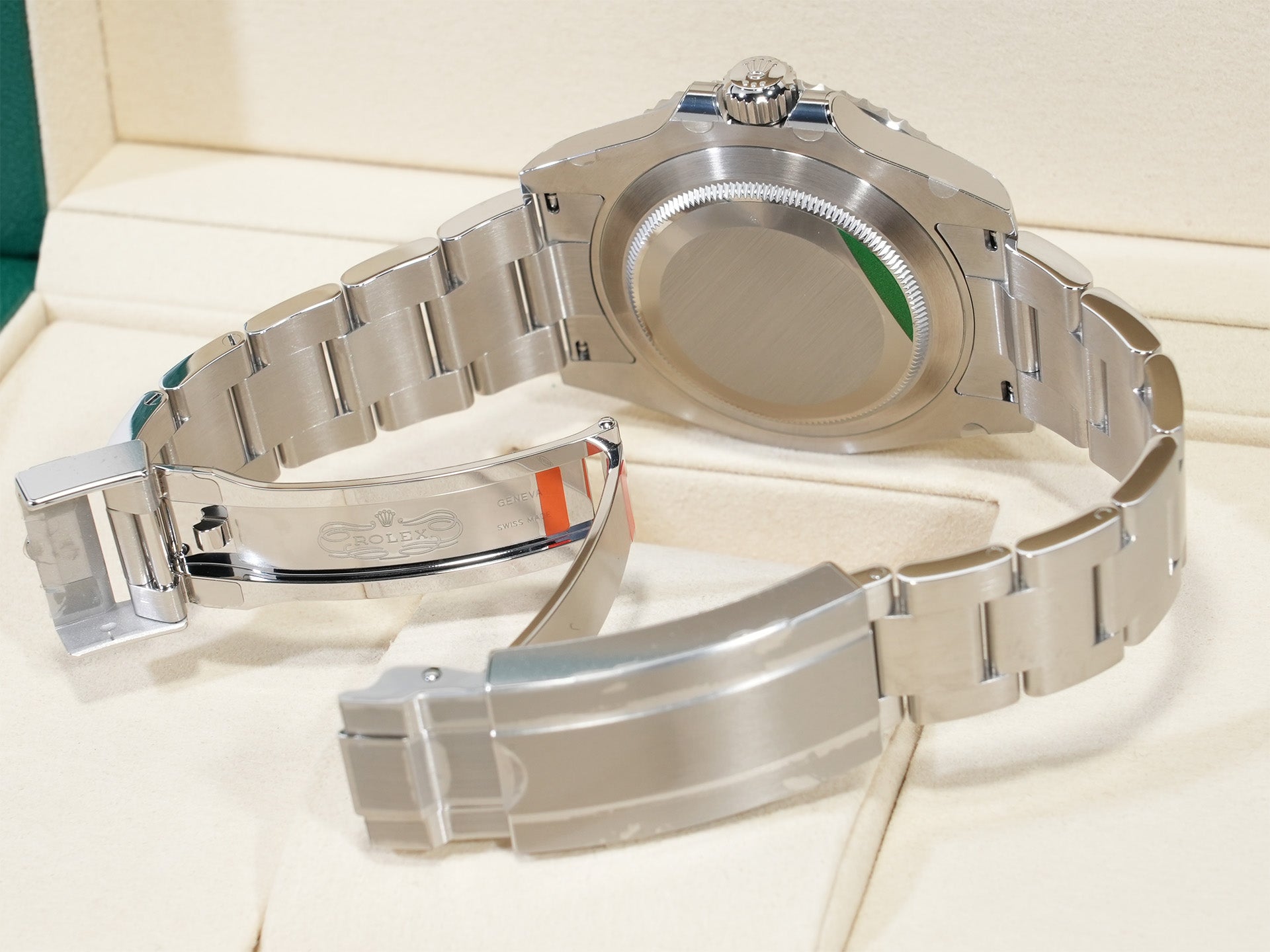 Rolex Submariner No Date Ref. 124060 Stainless Steel Black Dial Unused 6i5bcqag