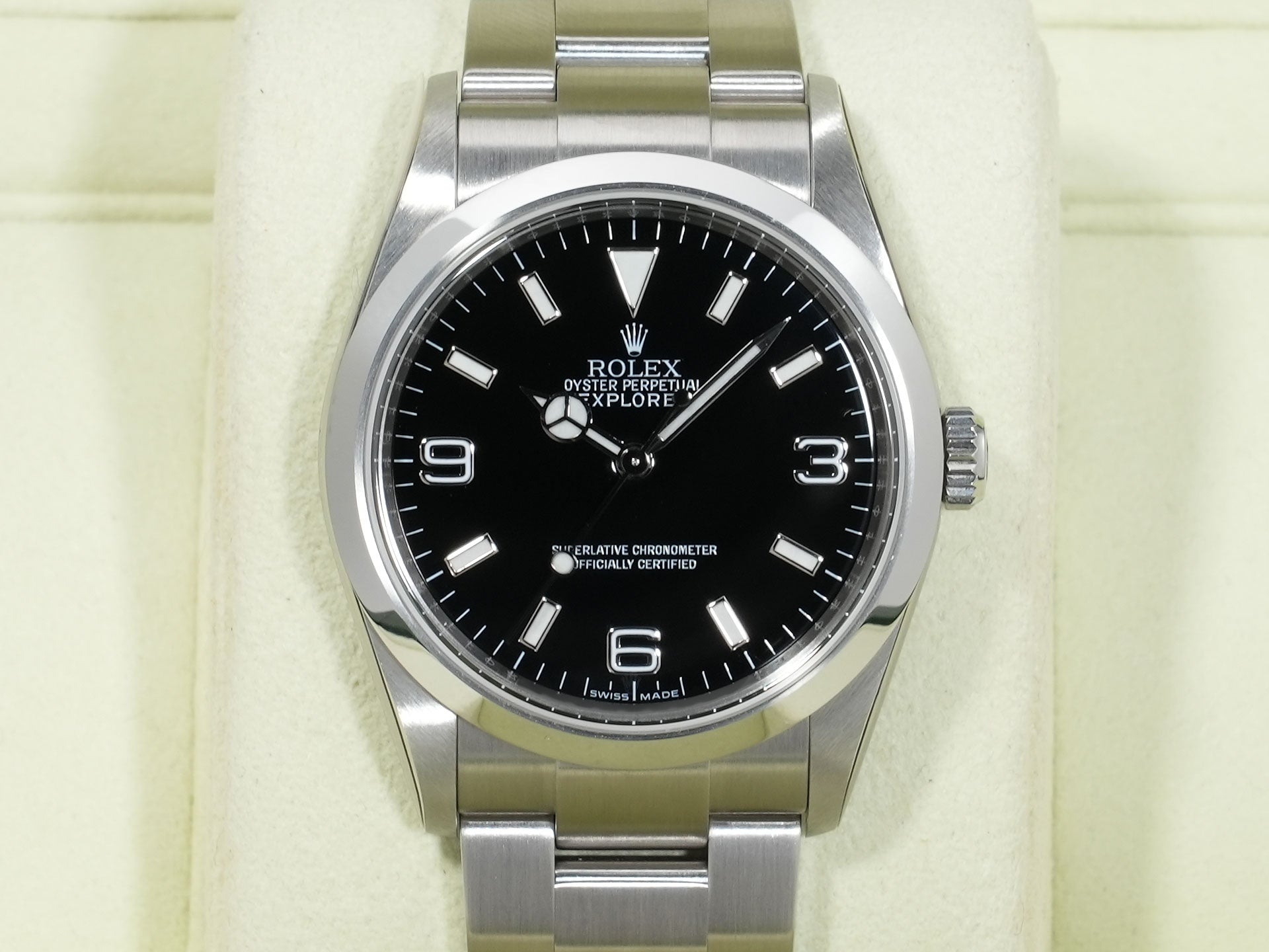 Rolex Explorer I Ref. 114270 Stainless Steel Black Dial Oyster Bracelet Unused qmu3g9ea