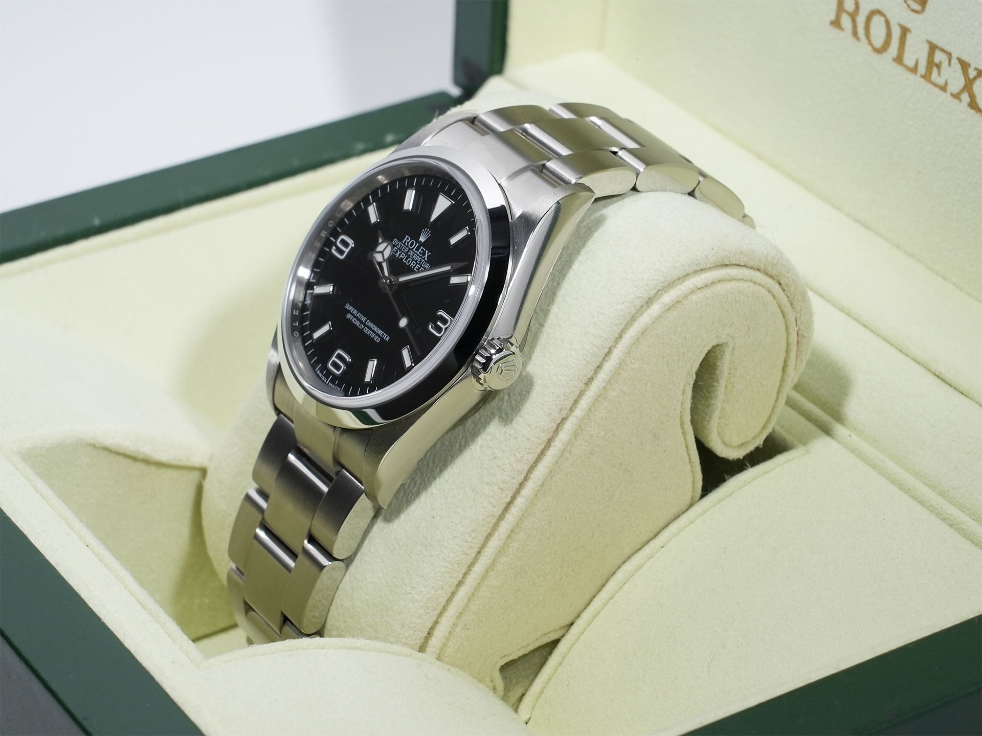 Rolex Explorer I Ref. 114270 Stainless Steel Black Dial Oyster Bracelet Unused qmu3g9ea